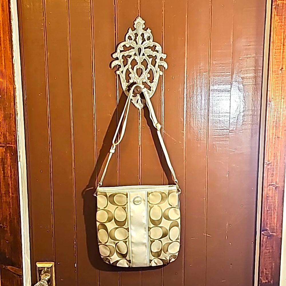 COACH Crossbody purse